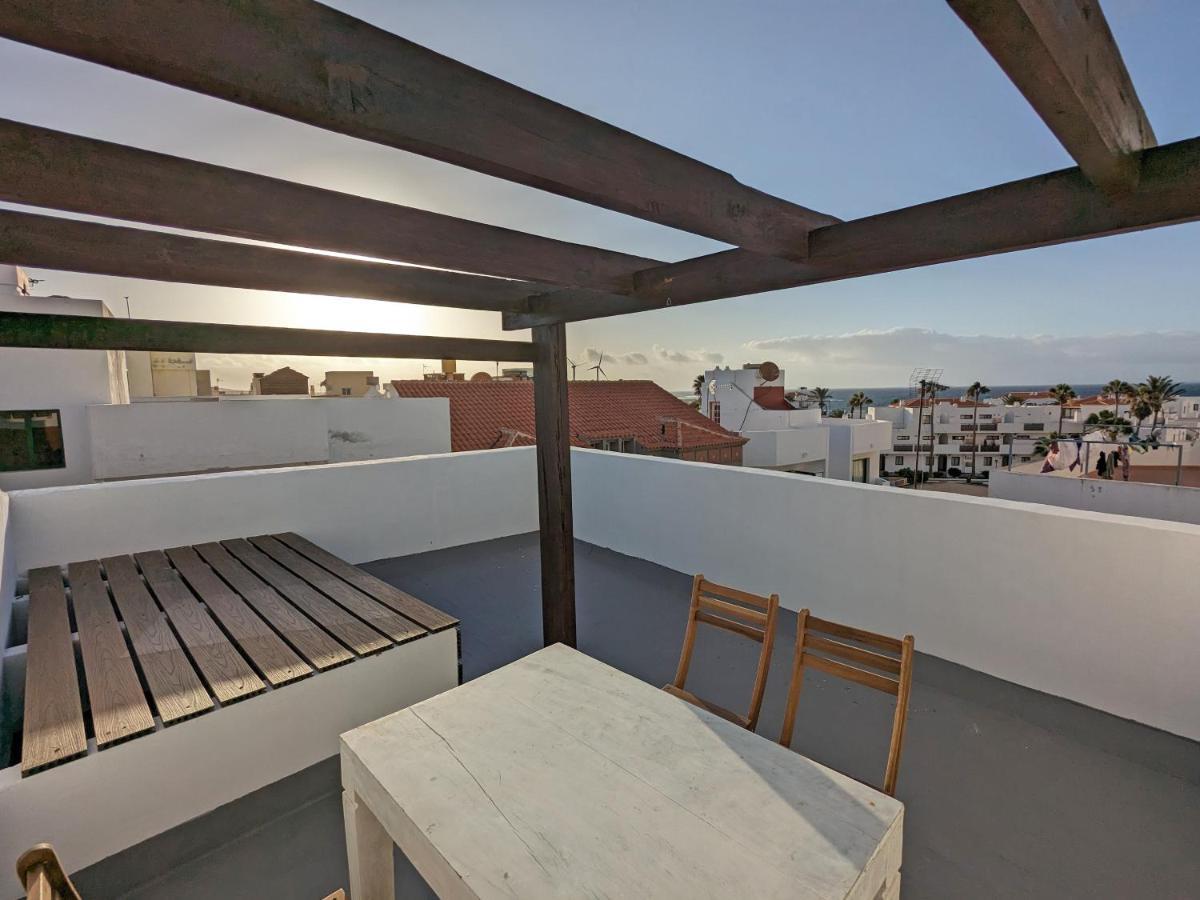 Casa Vista Surf - Beautiful Apartment W/ Terrace & Balcony Corralejo Luaran gambar